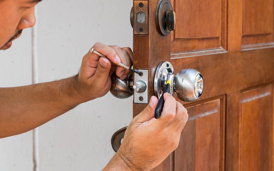 serrurier ouverture de porte Varennes-Jarcy